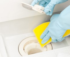 キレイで快適！ お風呂の排水口お掃除テクニック